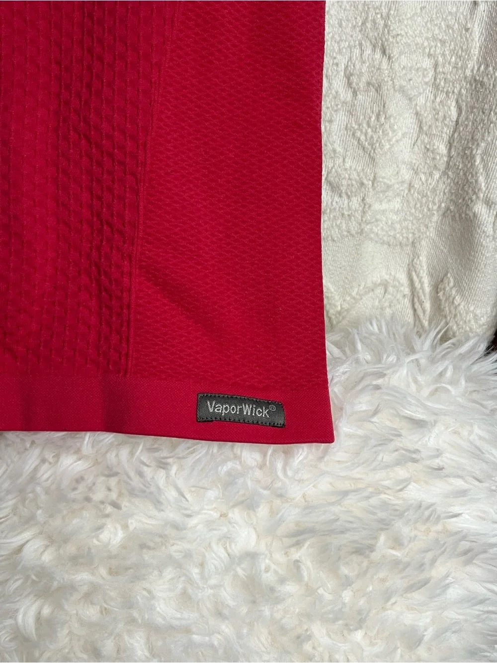 The North Face VaporWick Women’s M/L Active T-Shirt - Picture 5 of 5